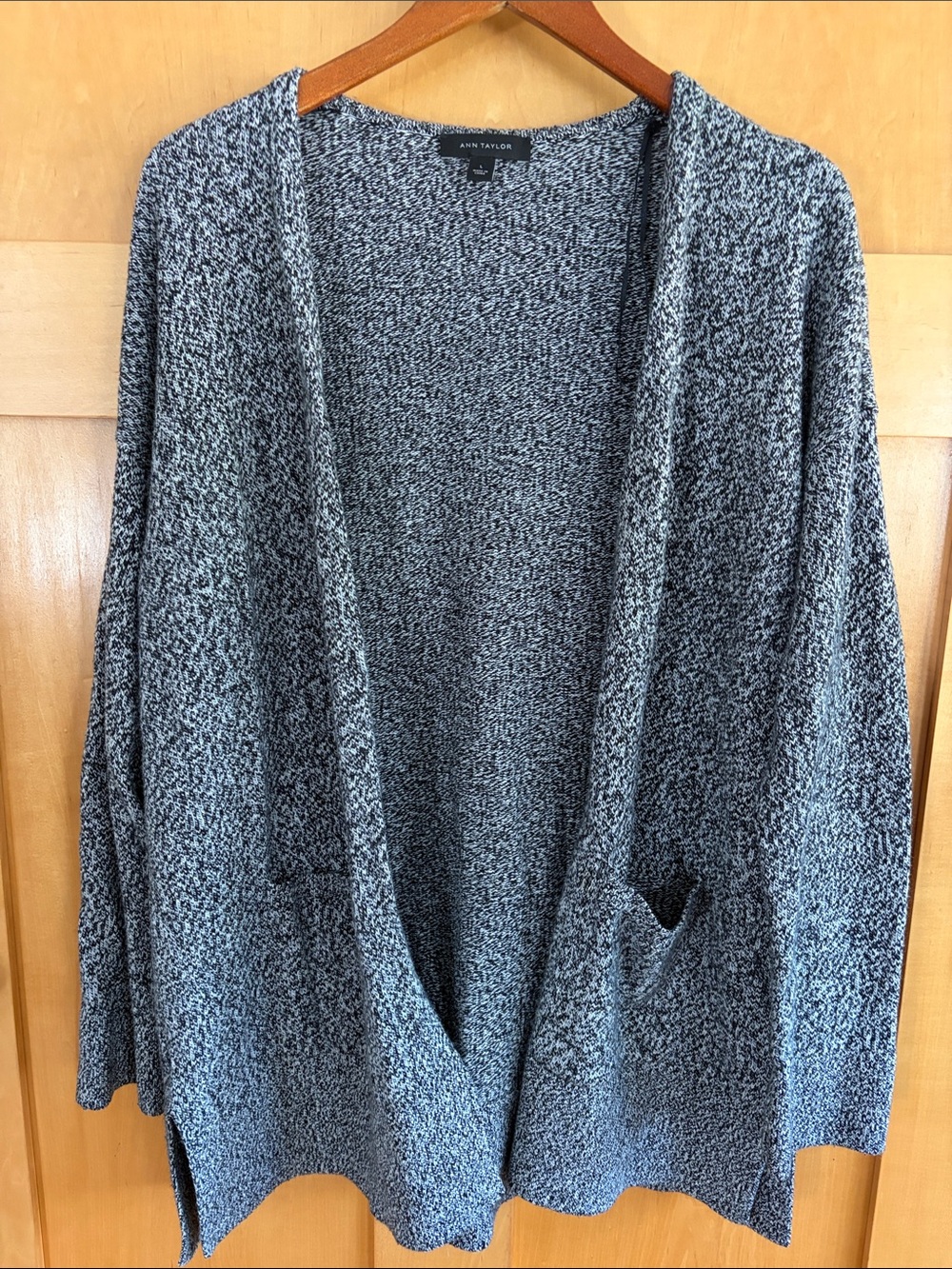 Ann Taylor Marled Black & White Open-Front Cardigan